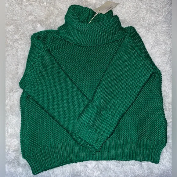 Blushing heart sweater cheap